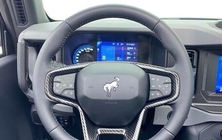 Ford Bronco, 2023 год, 6 950 000 рублей, 9 фотография