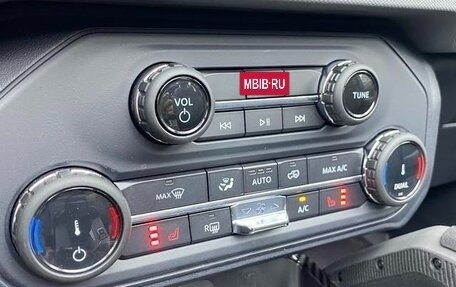Ford Bronco, 2023 год, 6 950 000 рублей, 19 фотография
