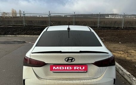 Hyundai Solaris II рестайлинг, 2020 год, 1 550 000 рублей, 4 фотография