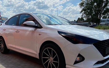 Hyundai Solaris II рестайлинг, 2020 год, 1 550 000 рублей, 10 фотография