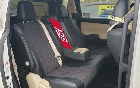 Toyota Vellfire II, 2019 год, 4 500 000 рублей, 12 фотография