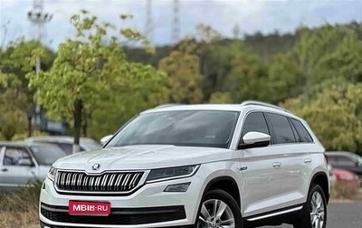 Skoda Kodiaq I, 2022 год, 2 420 000 рублей, 1 фотография