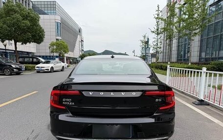 Volvo S90 II рестайлинг, 2021 год, 2 450 000 рублей, 7 фотография