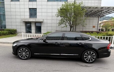 Volvo S90 II рестайлинг, 2021 год, 2 450 000 рублей, 6 фотография