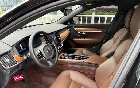 Volvo S90 II рестайлинг, 2021 год, 2 450 000 рублей, 10 фотография