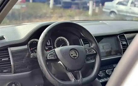 Skoda Kodiaq I, 2022 год, 2 420 000 рублей, 10 фотография
