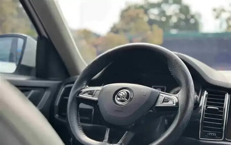 Skoda Kodiaq I, 2022 год, 2 420 000 рублей, 14 фотография