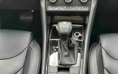 Skoda Kodiaq I, 2022 год, 2 420 000 рублей, 12 фотография