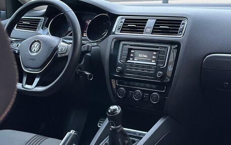 Volkswagen Jetta VI, 2016 год, 1 430 000 рублей, 18 фотография
