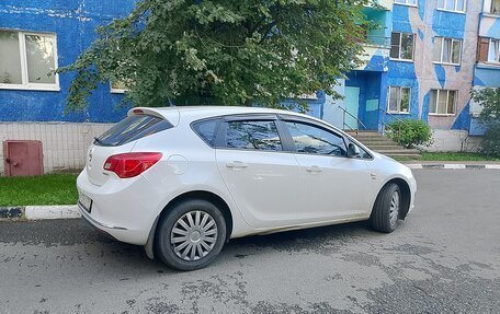 Opel Astra J, 2014 год, 1 200 000 рублей, 4 фотография