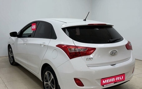 Hyundai i30 II рестайлинг, 2016 год, 1 350 000 рублей, 6 фотография