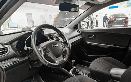 KIA Rio III рестайлинг, 2015 год, 722 000 рублей, 16 фотография
