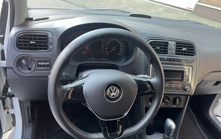 Volkswagen Polo VI (EU Market), 2016 год, 950 000 рублей, 13 фотография