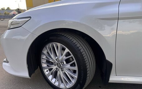 Toyota Camry, 2019 год, 2 650 000 рублей, 8 фотография