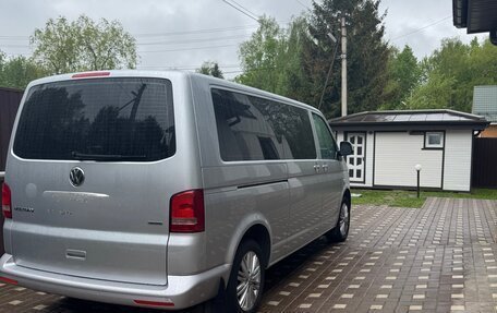 Volkswagen Multivan T5, 2015 год, 4 900 000 рублей, 5 фотография