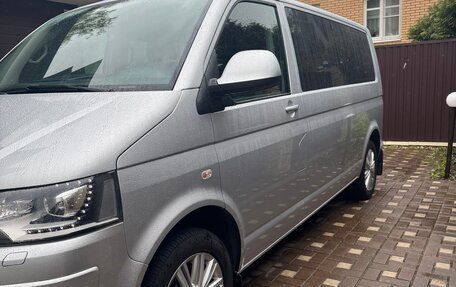 Volkswagen Multivan T5, 2015 год, 4 900 000 рублей, 3 фотография