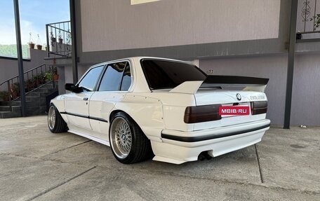 BMW 3 серия, 1987 год, 1 500 000 рублей, 3 фотография