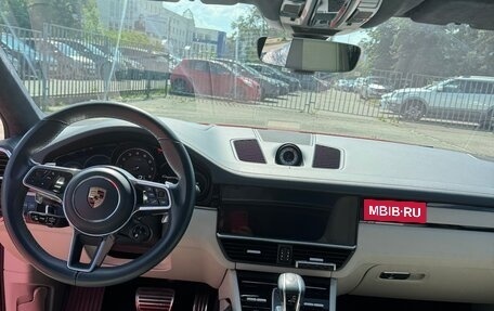 Porsche Cayenne III, 2019 год, 10 490 000 рублей, 8 фотография