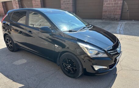 Hyundai Solaris II рестайлинг, 2016 год, 850 000 рублей, 4 фотография