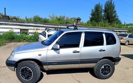 Chevrolet Niva I рестайлинг, 2004 год, 360 000 рублей, 2 фотография