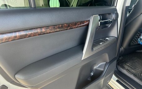 Toyota Land Cruiser 200, 2015 год, 6 500 000 рублей, 11 фотография