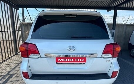 Toyota Land Cruiser 200, 2015 год, 6 500 000 рублей, 2 фотография
