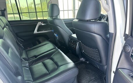 Toyota Land Cruiser 200, 2015 год, 6 500 000 рублей, 24 фотография