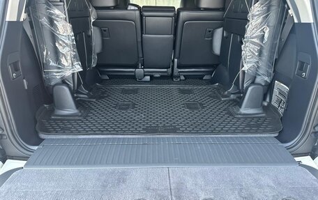 Toyota Land Cruiser 200, 2015 год, 6 500 000 рублей, 15 фотография