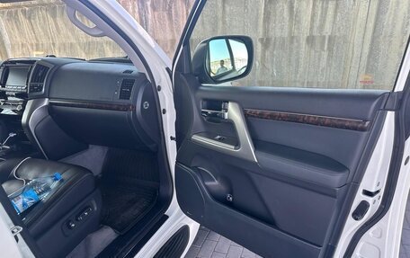 Toyota Land Cruiser 200, 2015 год, 6 500 000 рублей, 26 фотография