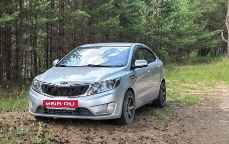 KIA Rio III рестайлинг, 2014 год, 650 000 рублей, 2 фотография