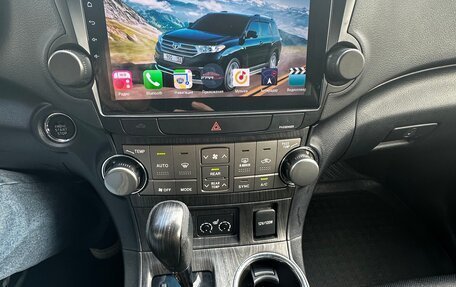 Toyota Highlander III, 2012 год, 2 175 000 рублей, 20 фотография