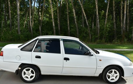 Daewoo Nexia I рестайлинг, 2010 год, 310 000 рублей, 2 фотография