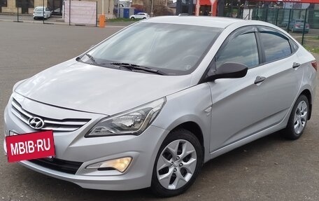 Hyundai Solaris II рестайлинг, 2014 год, 880 000 рублей, 9 фотография