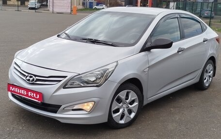 Hyundai Solaris II рестайлинг, 2014 год, 880 000 рублей, 6 фотография
