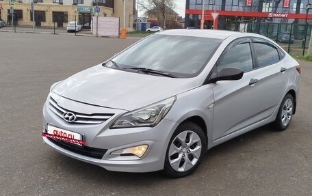 Hyundai Solaris II рестайлинг, 2014 год, 880 000 рублей, 5 фотография
