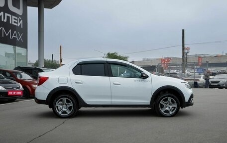 Renault Logan II, 2018 год, 980 000 рублей, 5 фотография
