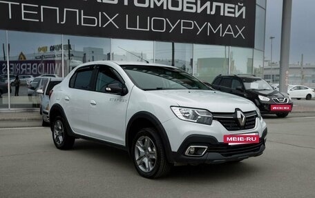 Renault Logan II, 2018 год, 980 000 рублей, 2 фотография