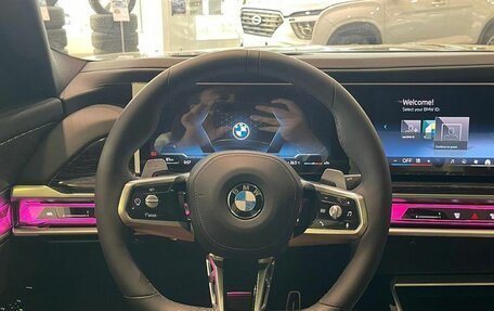 BMW 7 серия, 2025 год, 33 000 000 рублей, 8 фотография