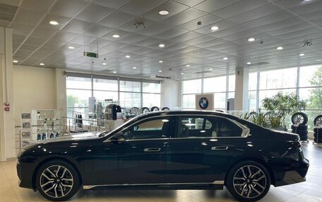 BMW 7 серия, 2025 год, 33 000 000 рублей, 2 фотография