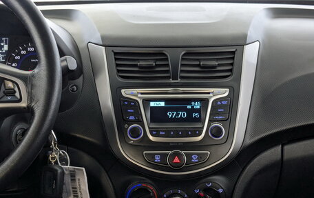 Hyundai Solaris II рестайлинг, 2014 год, 870 000 рублей, 15 фотография