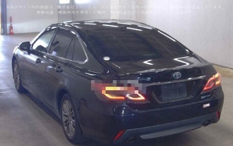 Toyota Crown, 2021 год, 2 300 000 рублей, 6 фотография