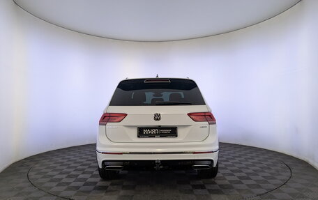 Volkswagen Tiguan II, 2019 год, 2 550 000 рублей, 6 фотография