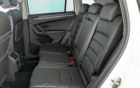 Volkswagen Tiguan II, 2019 год, 2 550 000 рублей, 12 фотография