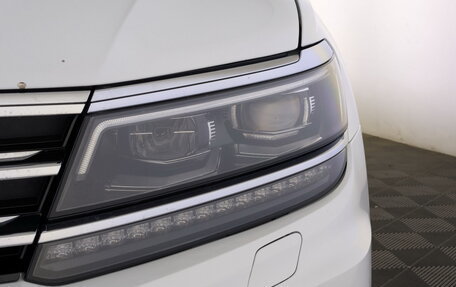 Volkswagen Tiguan II, 2019 год, 2 550 000 рублей, 17 фотография