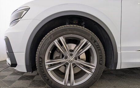 Volkswagen Tiguan II, 2019 год, 2 550 000 рублей, 18 фотография