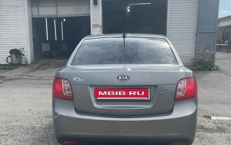 KIA Rio II, 2010 год, 400 000 рублей, 4 фотография