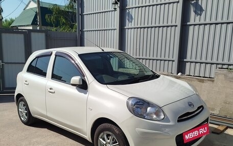 Nissan March IV, 2010 год, 620 000 рублей, 4 фотография