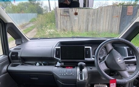 Honda Stepwgn IV, 2011 год, 1 800 000 рублей, 10 фотография