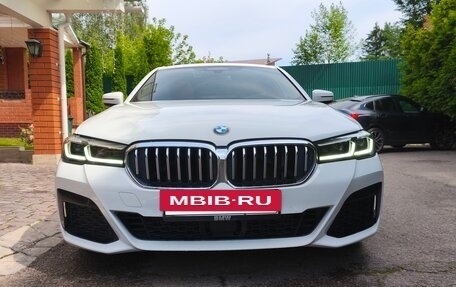 BMW 5 серия, 2021 год, 5 500 000 рублей, 4 фотография
