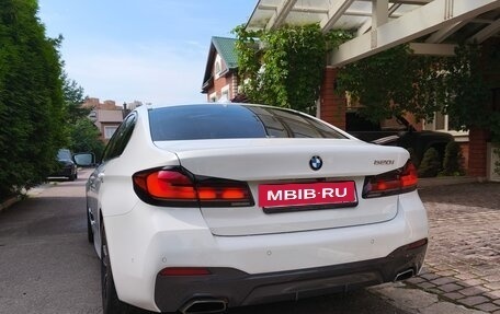 BMW 5 серия, 2021 год, 5 500 000 рублей, 8 фотография